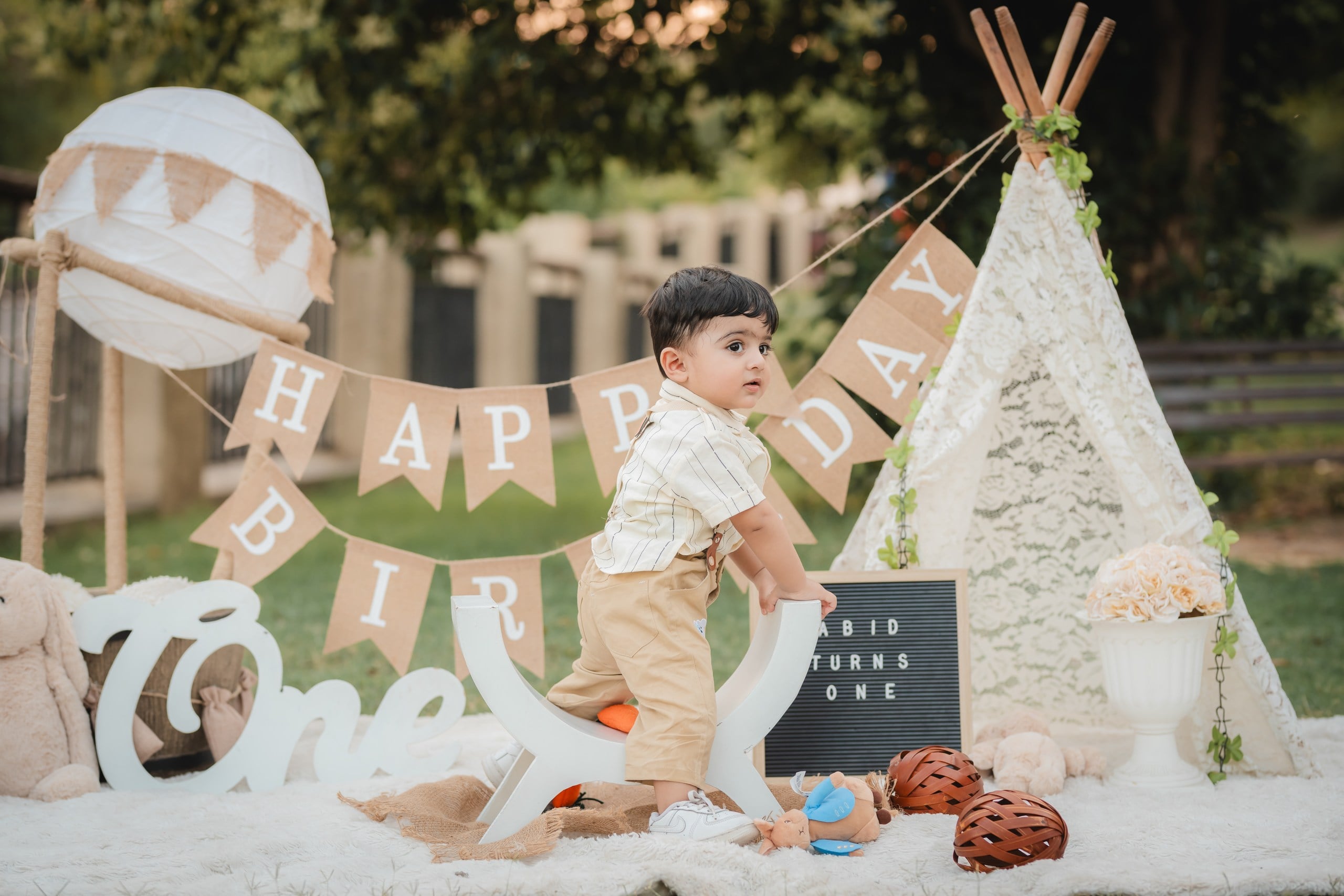 SAQ02094_resized-min