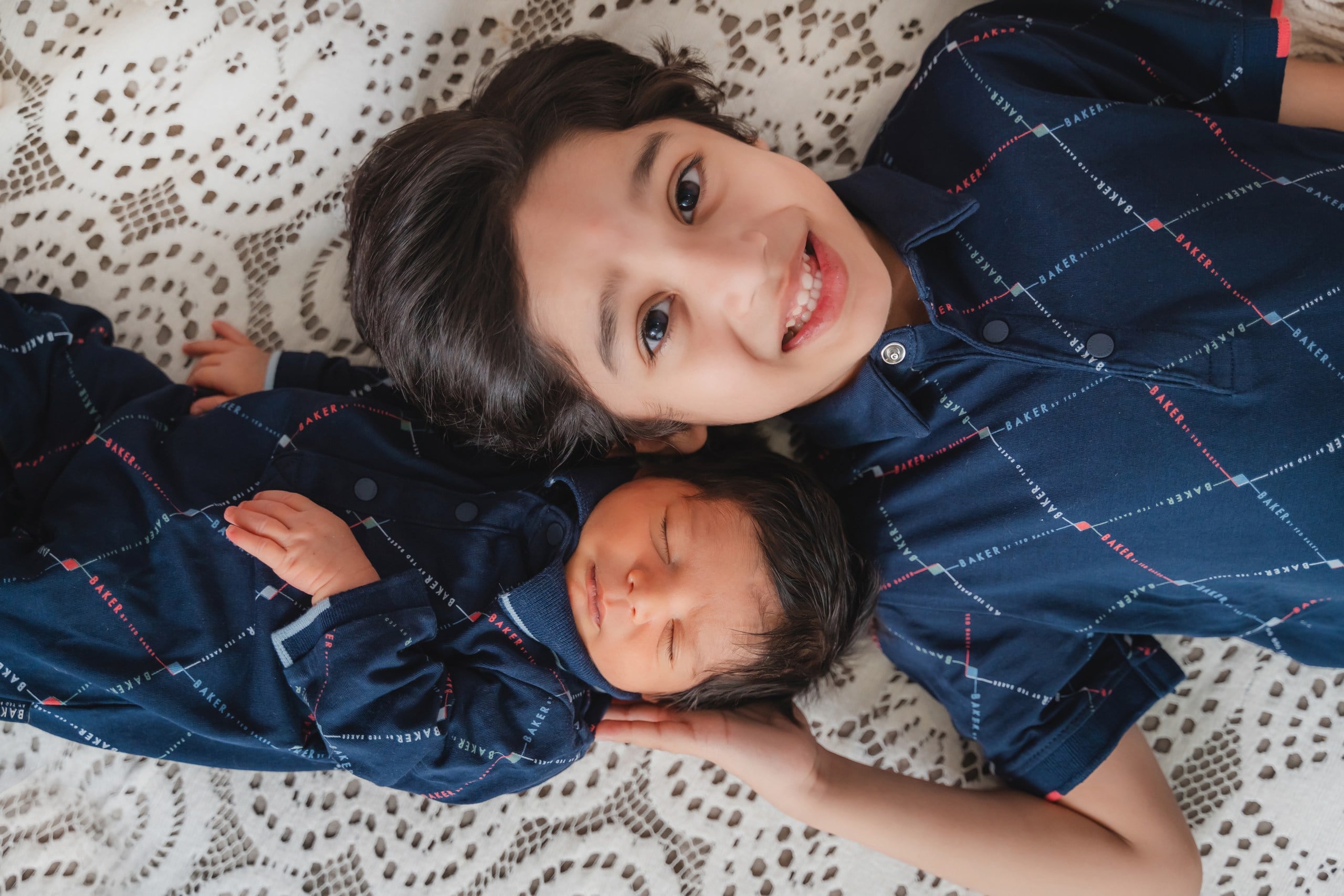 SAQ03526_resized-min