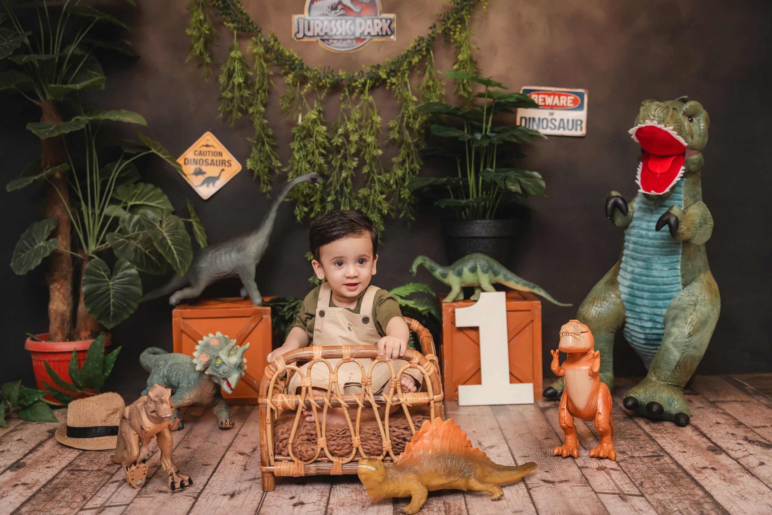 SAQ03729_resized-min