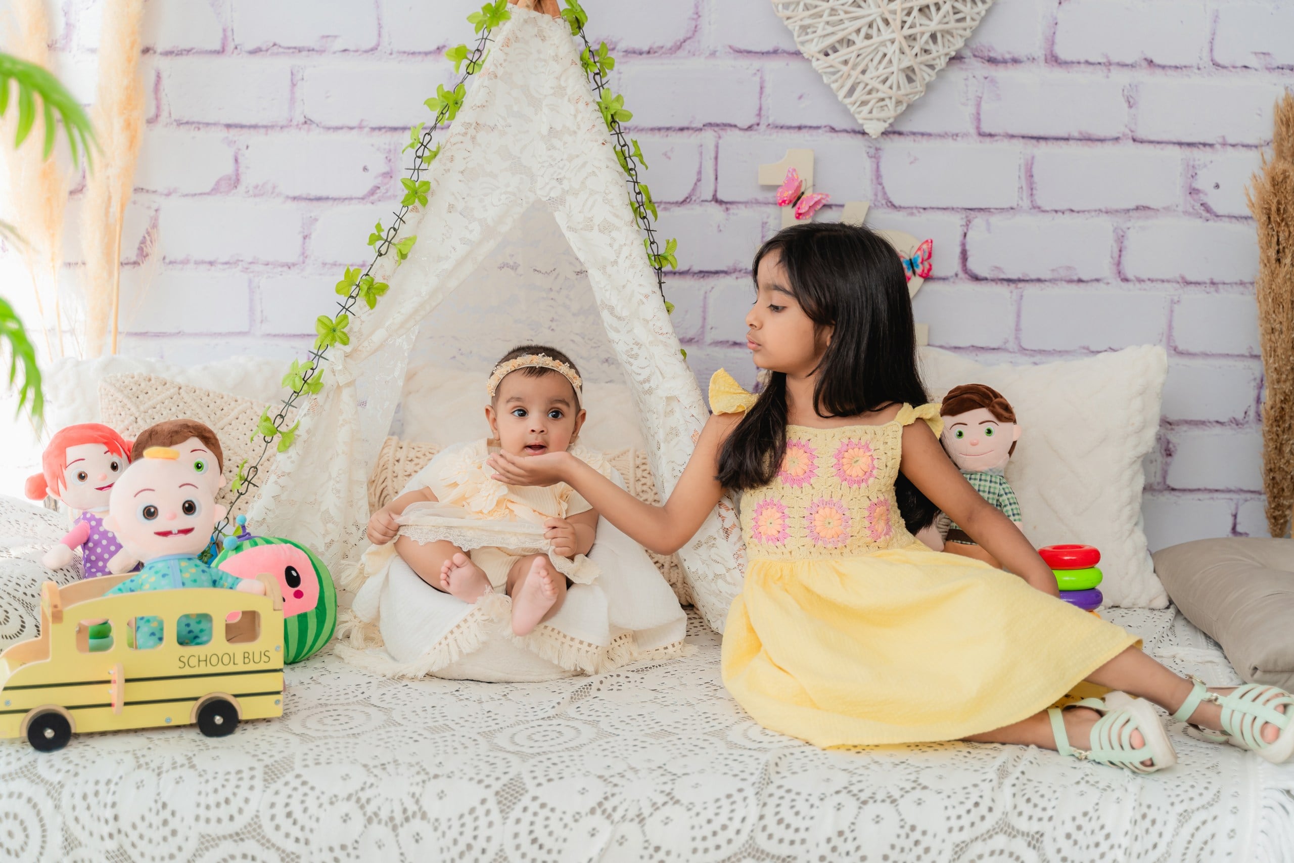 SAQ06371_resized-min