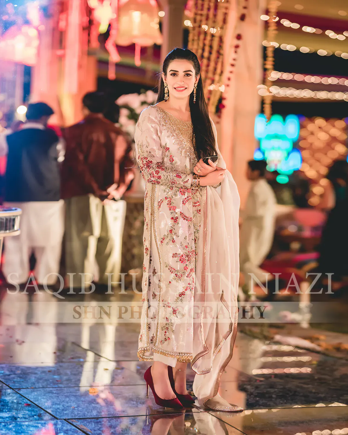 Amna Mehndi (1)_result_result