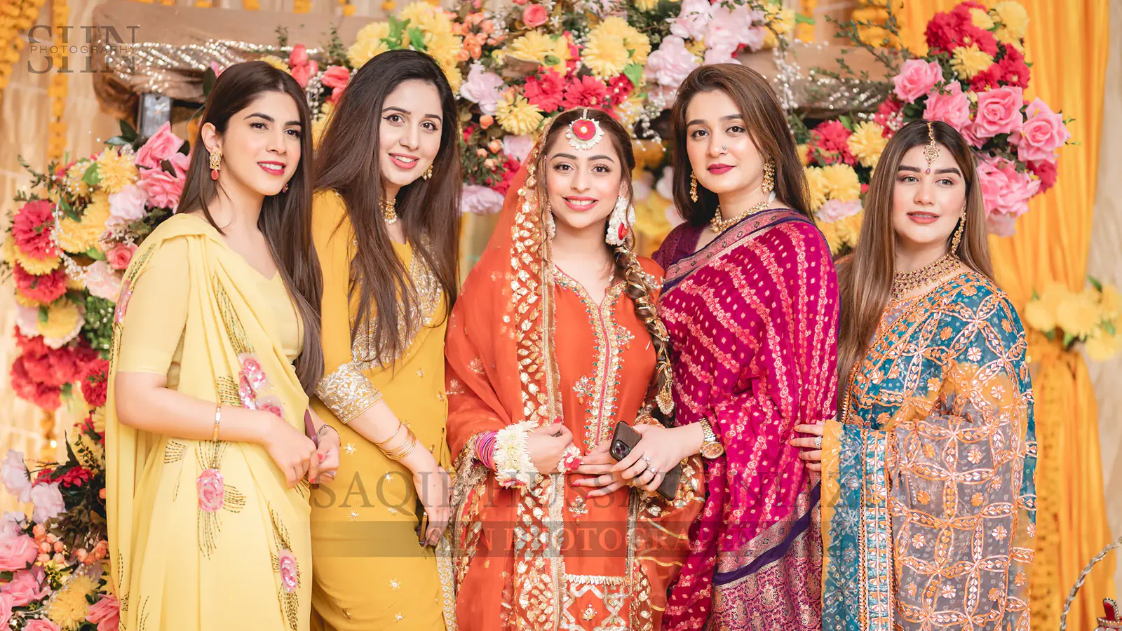 Naima Mehndi (21)_result_result